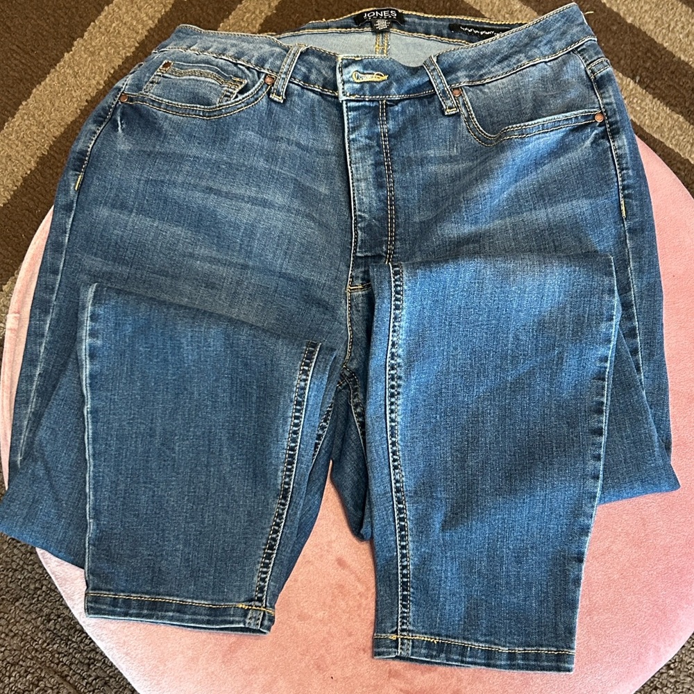 Jones New York “Lexington” Skinny Crop Women’s Jeans